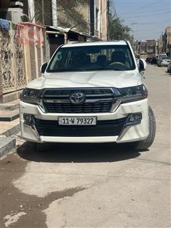 تويوتا لاندكروزر